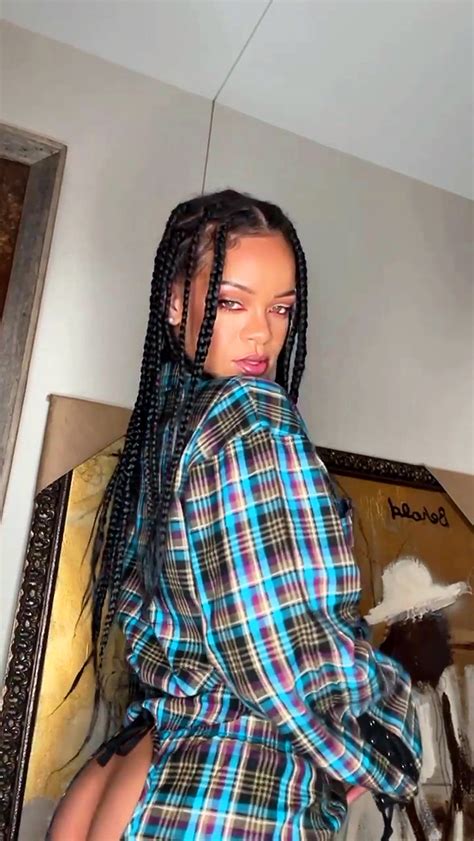 rihanna nude video|Rihanna